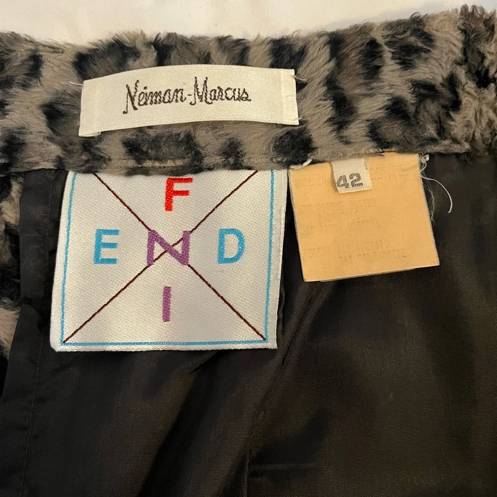 Fendi Neiman Marcus Gray and Black Leopard-Print Faux Fur Pencil Skirt - Picture 7 of 9